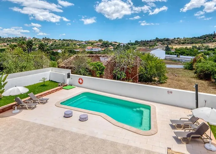 Moradia Messines Willa